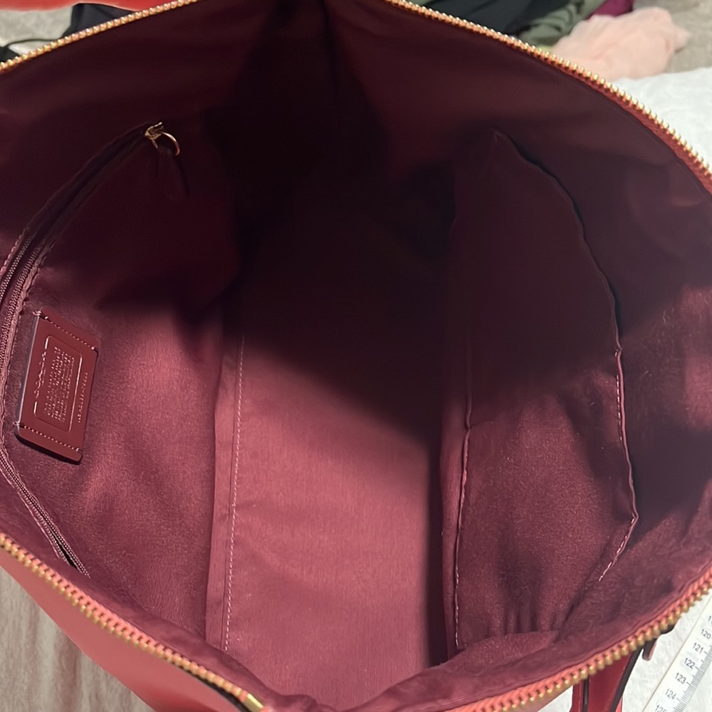Coach Coral Gallery Tote - Picture 7 of 8